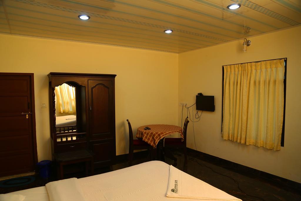 Pavithram Homestay Мунар Екстериор снимка